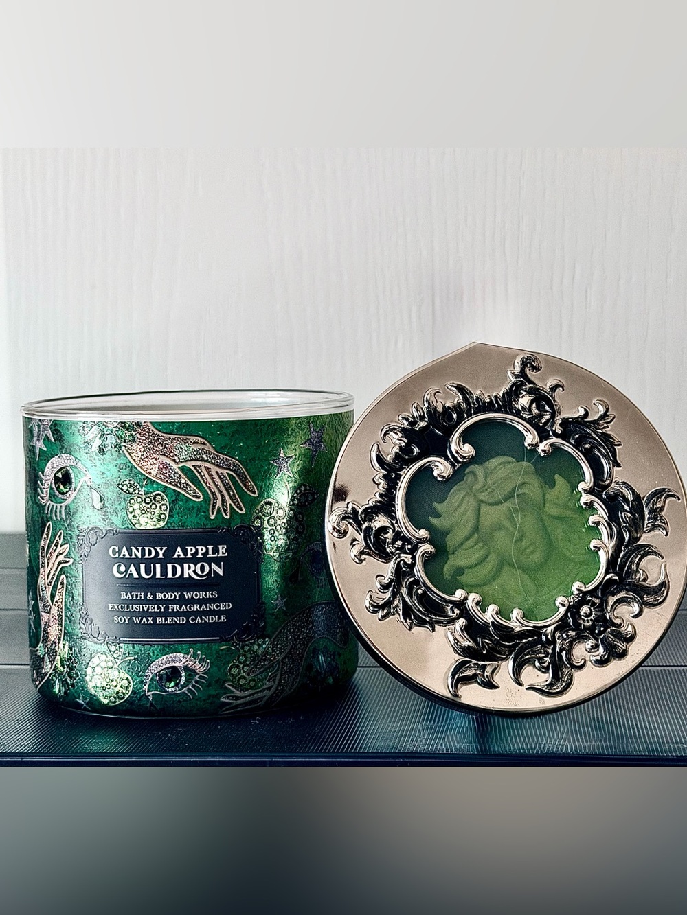 Bath & Body Works Candy Apple Cauldron Green Soy Wax Candle